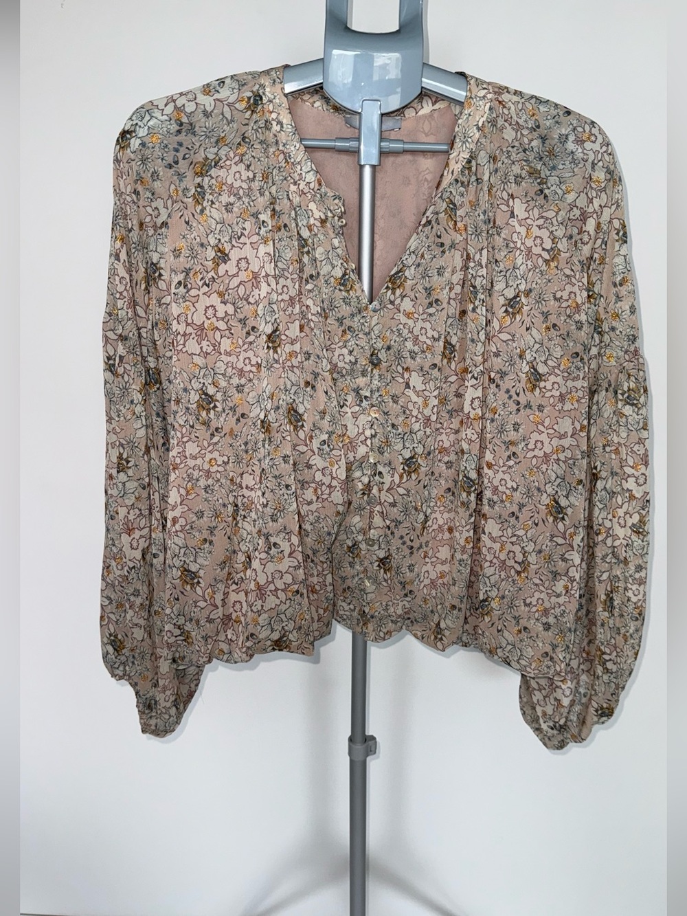FATE Women's Large Floral Metallic Gold Blouse Boho Romantic Balloon Sleeve